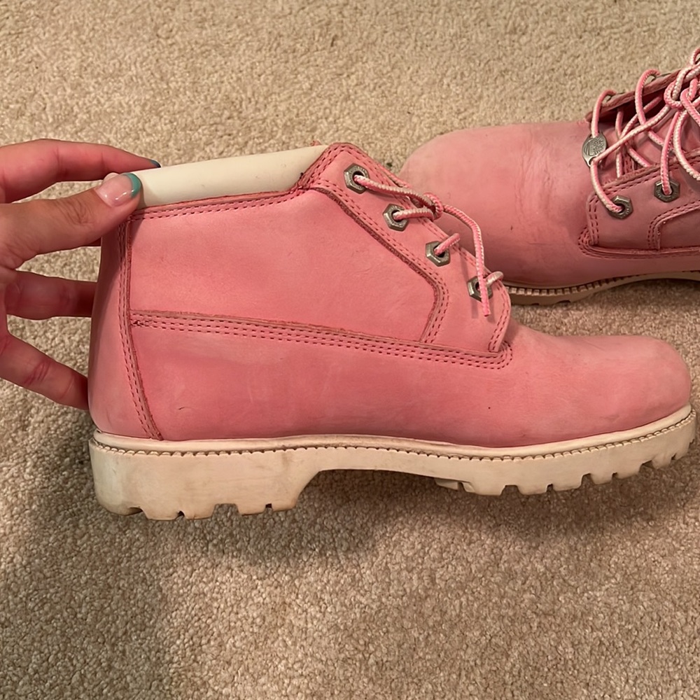 Pink Timberland boots - Picture 2 of 5